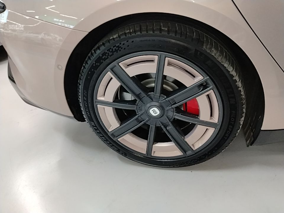 Xiaomi Auto SU7 2026 Model Max — снимка 11