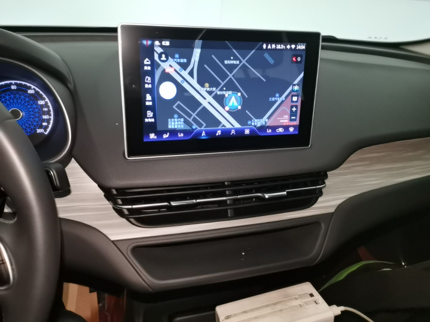 Hongqi E-QM5 2024 610 km PLUS — снимка 15