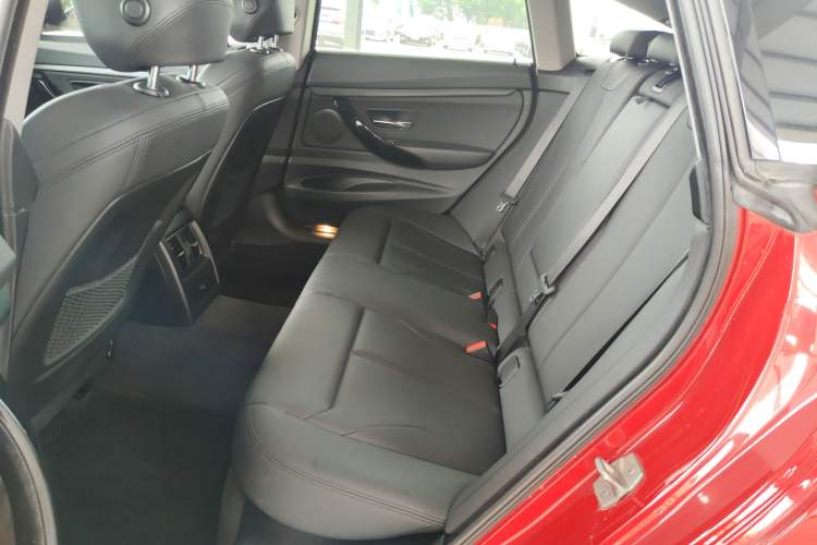 Used BMW 3 Series GT 2018 320i Sport Edition
