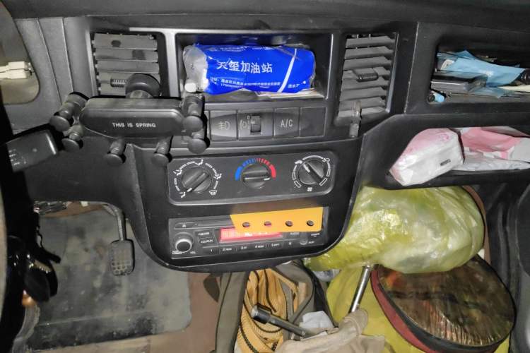 Used Wuling Zhiguang 2015 1.2L Practical LS-I Model
