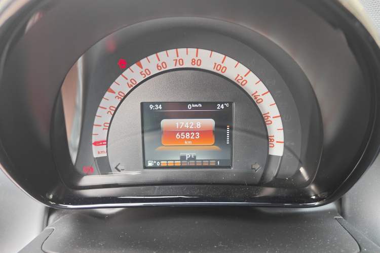 Used smart forfour 2018 1.0L 52kW Passion Edition Instrument Cluster