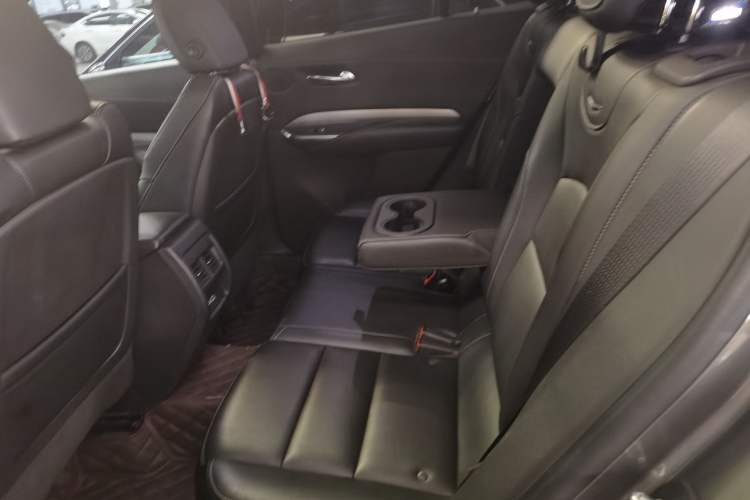 Used Cadillac XT4 2018 28T Two-Wheel Drive Leading Version