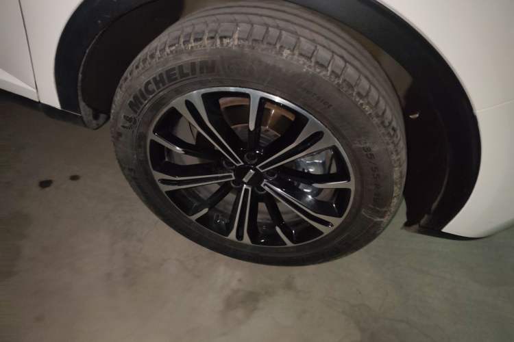 Used Wey VV6 2021 2.0T Two-Wheel Drive Smart Plus