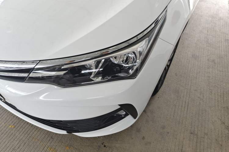 Used Toyota Corolla 2017 Revised Version 1.2T S-CVT GL-i Left Front Headlight