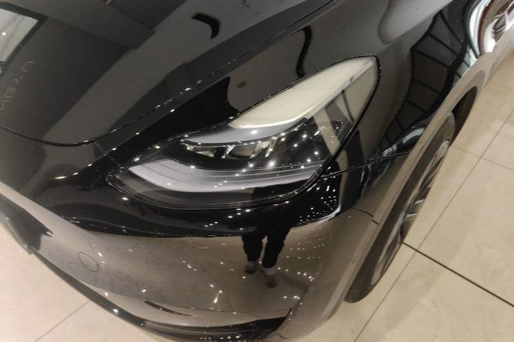 Used Tesla Model Y 2023 Rear-Wheel-Drive Version