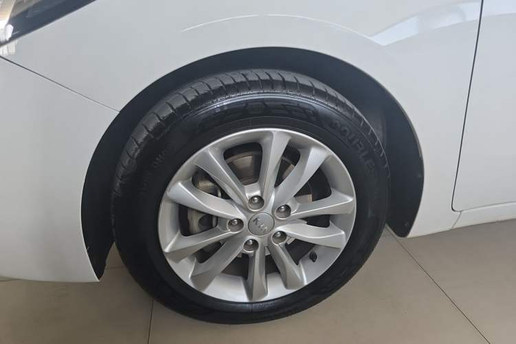 Used Kia K3 2016 1.6L Automatic GLS
