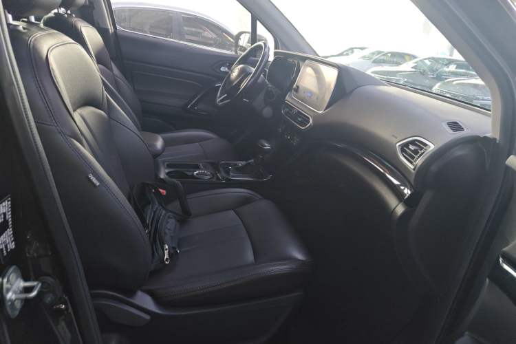 Used GAC Trumpchi GS4 2018 235T Automatic Two-Wheel Drive Luxury Smart Connectivity Version Right Front Seat