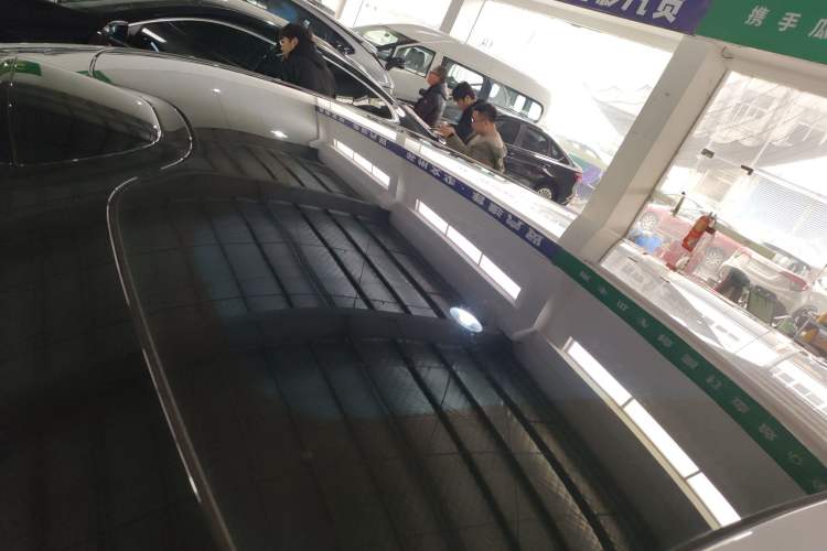 Used Xiaomi Auto YU7 2025 Ultra-Long Range High-Performance All-Wheel-Drive Max Edition