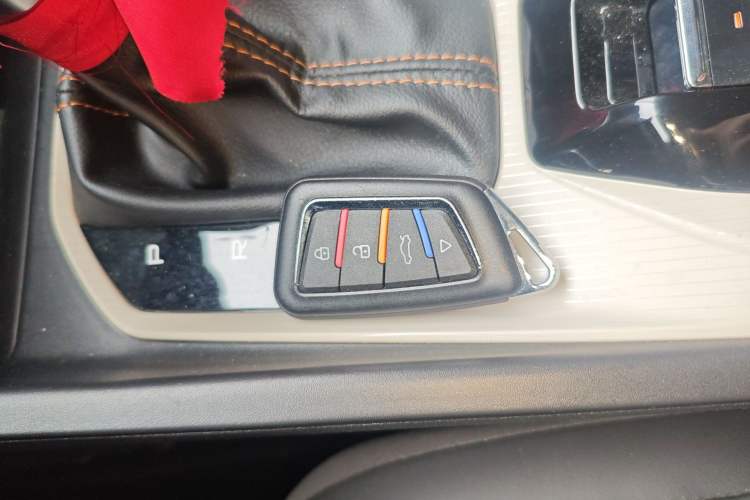 Used Dongfeng Aeolus Yixuan 2023 Mach Edition 1.5L Automatic Chasing Wind Version Interior 1