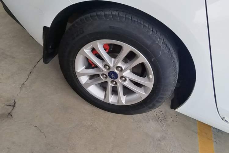 Used Ford Escort 2019 Revised Version 1.5L Manual "Quality Enjoyment" Trim (Tire Pressure Monitoring) China VI Standard
