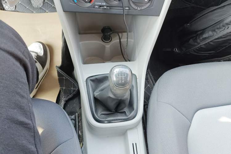 Used Skoda Rapid 2016 1.4L Manual Front-Wheel Drive Model