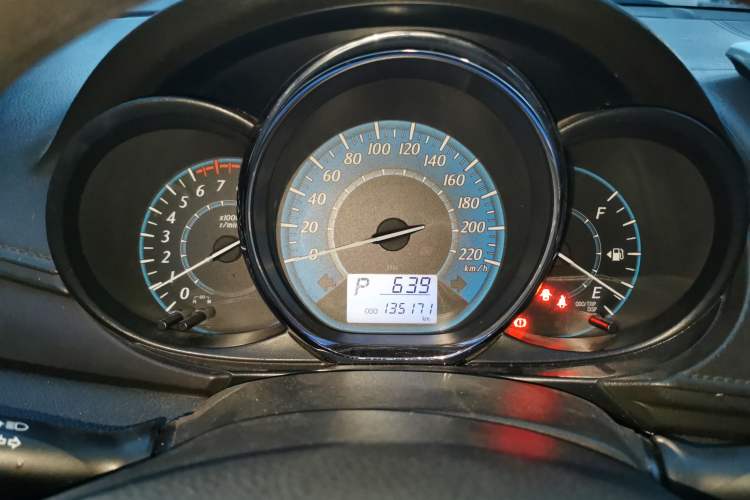 Used Toyota YARiS L Zhi Xuan 2015 1.5E Automatic Charm Edition