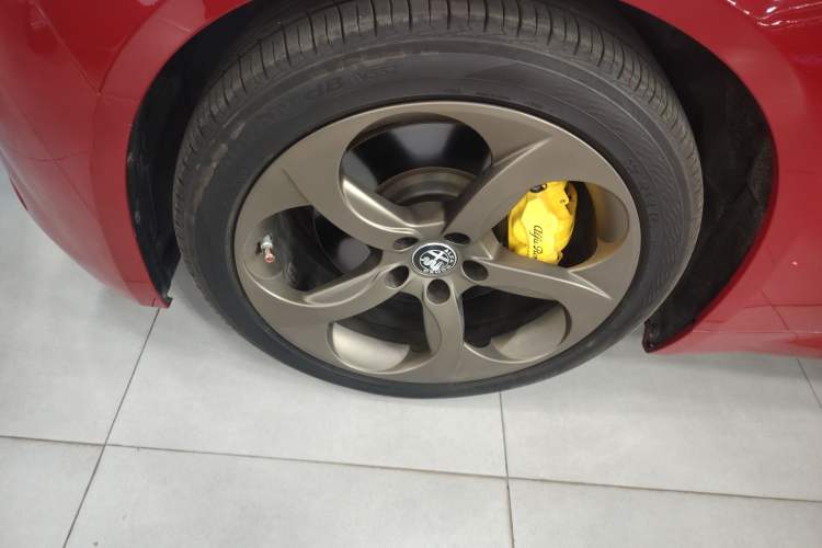 Used Alfa Romeo Giulia 2019 2.0T 280HP Luxury Edition