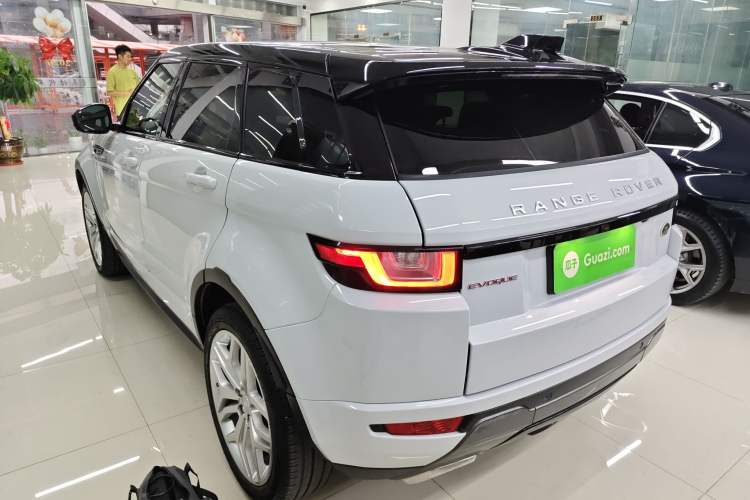 Used Land Rover Range Evoque 2017 2.0T HSE DYNAMIC All-Wheel Drive Edition
