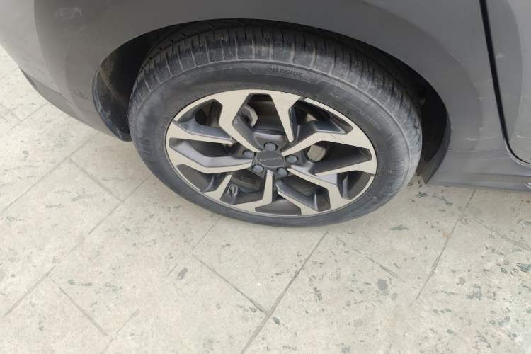 Used Lynk & Co 02 2020 1.5T DCT Two-Wheel Drive Pro Edition Right Rear Wheel Hub