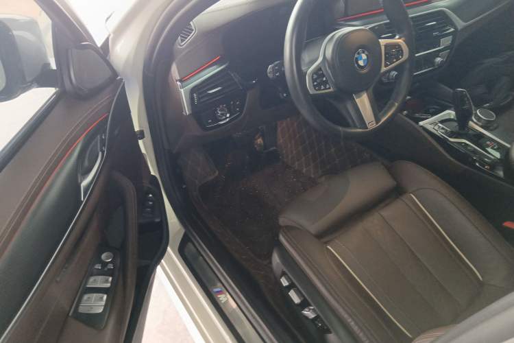 Used BMW 5 Series New Energy 2021 535Le Pioneer Edition M Sport Package
