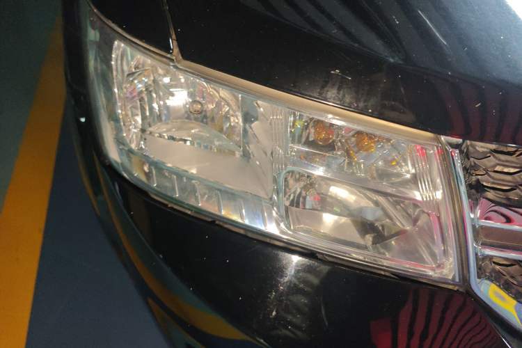 Used Dodge Journey 2013 2.4L Two-Wheel Drive Luxury Version