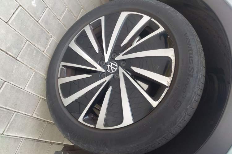 Used Volkswagen ID.4 X 2021 Pure+ Long-Range Edition