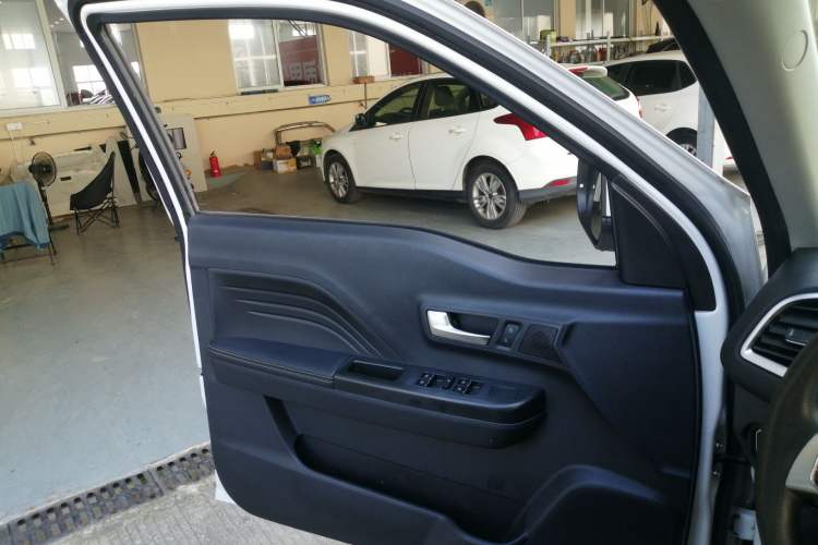 Used Great Wall Wingle 7 2021 2.0T Diesel Two-Wheel Drive Value Edition Big Double GW4D20M
