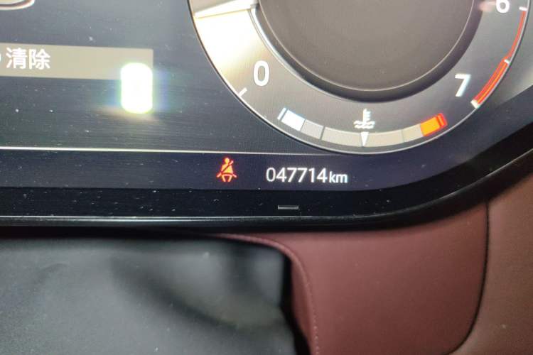 Used Land Rover Range Sport 2023 400PS Dynamic SE Odometer Close Up