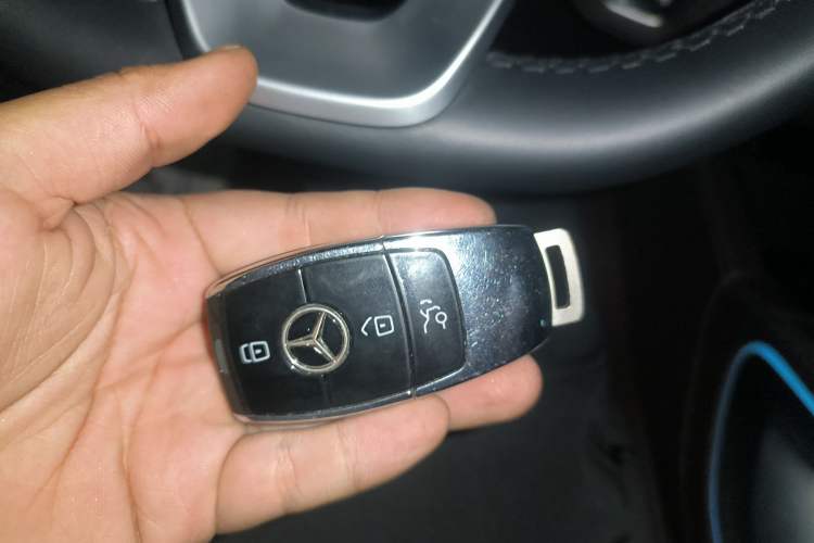Used Mercedes-Benz GLS 2023 GLS 450 4MATIC Stylish Model Vehicle Key