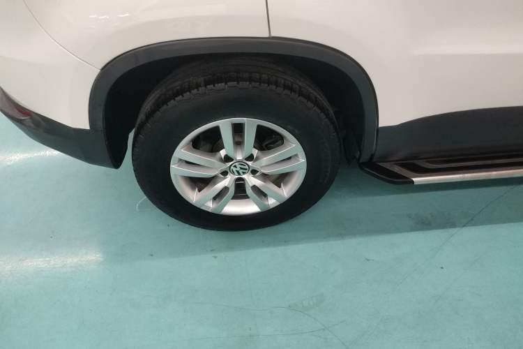 Used Volkswagen Tiguan L 2015 1.8TSI Automatic Two-Wheel Drive Trend Edition
