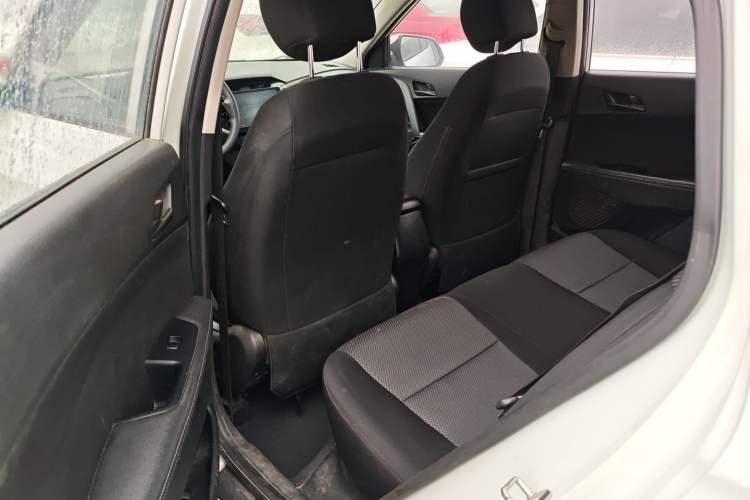 Used Hyundai ix25 2017 1.6L Manual Fashion Model