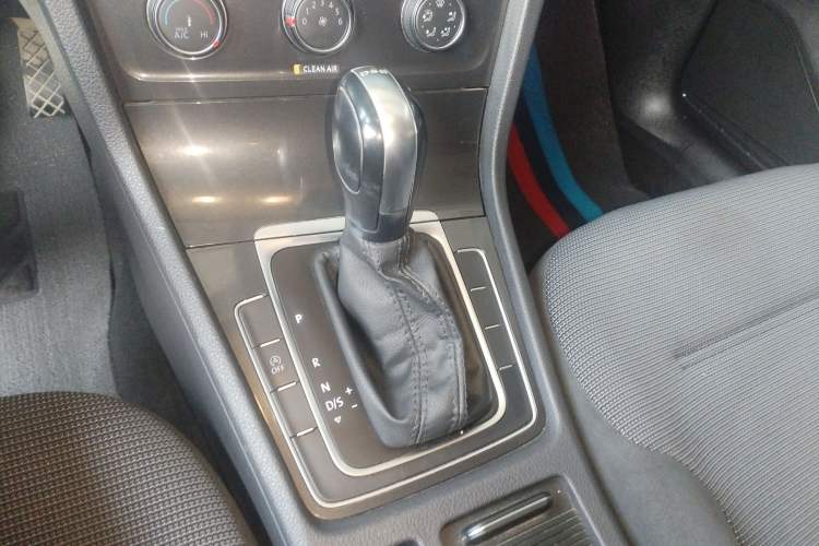 Used Volkswagen Golf 2018 230TSI Automatic Comfort Model
