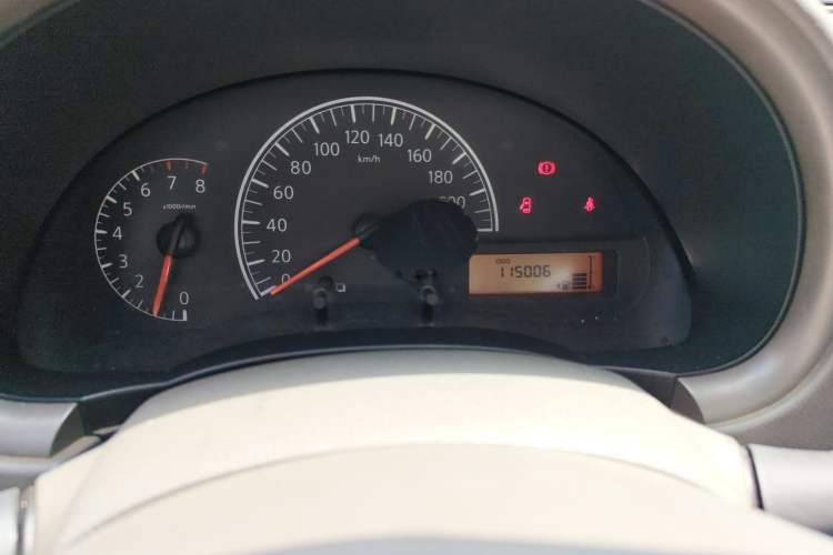 Used Nissan Sunny 2015 1.5XE Manual Elite Edition