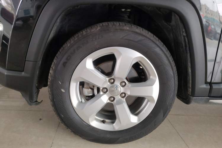 Used Jeep Compass 2017 200T Automatic Family Edition