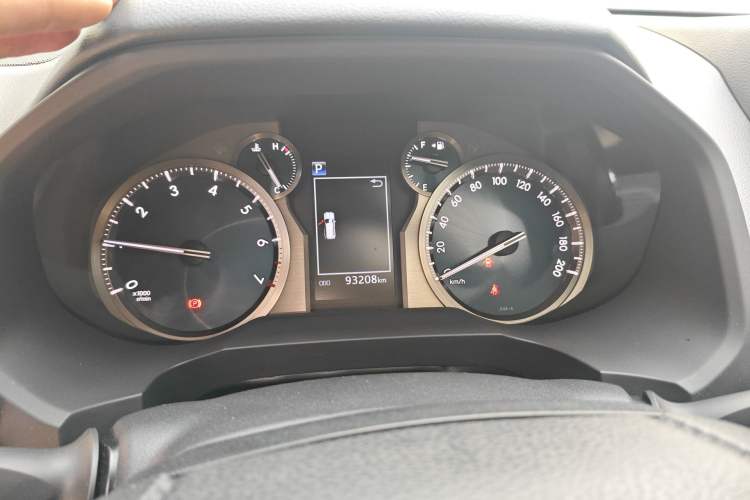 Used Toyota Prado 2018 3.5L Automatic TX-L Instrument Cluster