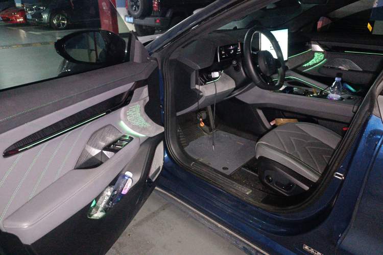 Used Zeekr 001 2023 ME Edition 100 kWh