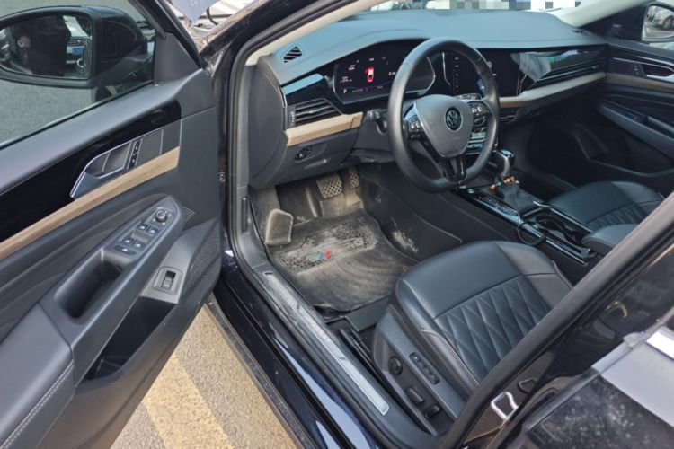 Used Volkswagen Passat 2021 330TSI Luxury Edition
