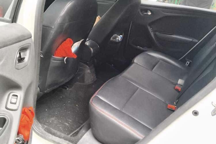 Used Citroen Elysee 2018 Revised Version 1.6L Manual Fashion Edition Left Rear Seat