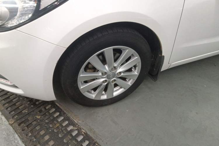 Used Kia K3 2015 1.6L Automatic GL Exterior 2