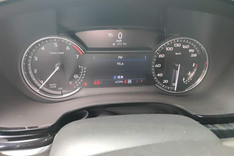 Used Cadillac XT6 2022 2.0T Six-Seater Four-Wheel Drive Luxury Version Odometer Close Up