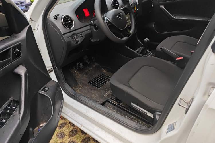 Used Jetta VA3 2019 1.5L Manual Entry-Level Version Driver Seat