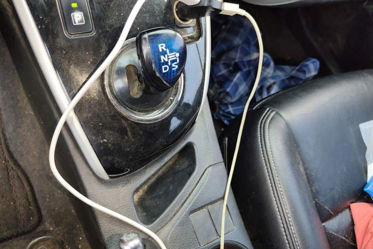 Used Toyota Levin 2017 Revised Dual-Engine 1.8H GS E-CVT Elite Sunroof Version China V Standard
