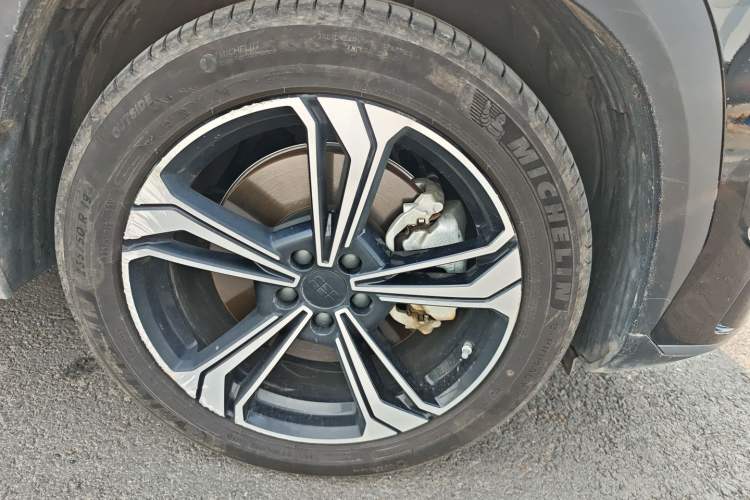 Used Geely Galaxy L7 2023 1.5T 115 km MAX