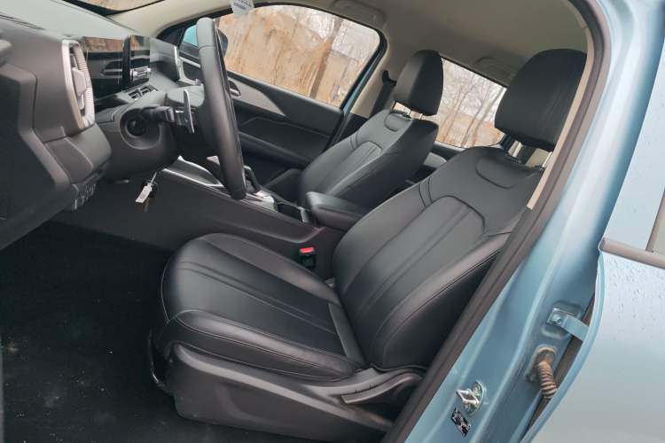 Used Great Wall King Kong Poer 2024 2.0T Automatic 8AT Diesel Two-Wheel-Drive Elite Flatbed