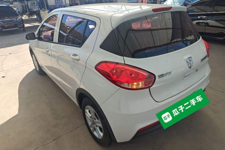Used Baojun 310 2016 1.2L manual Comfort trim level
