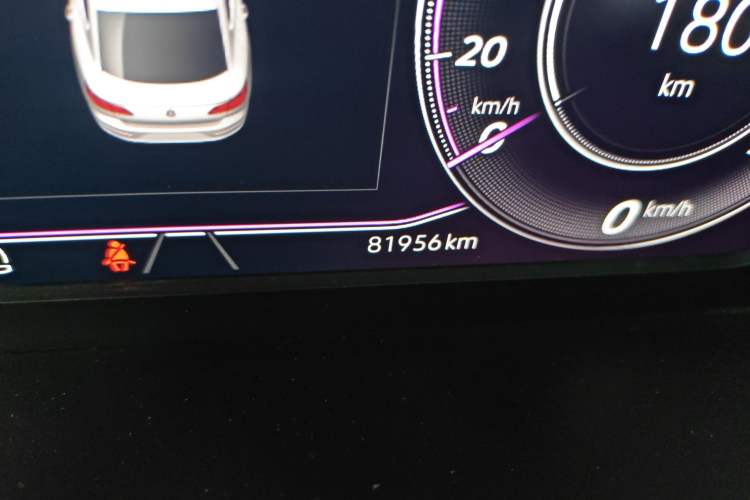 Used Volkswagen FAW-Volkswagen CC 2021 380TSI Striking Edition Odometer Close Up