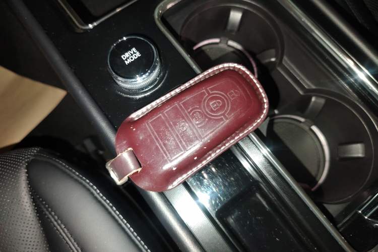 Used Lincoln Corsair 2022 2.0T Two-Wheel Drive Deluxe Edition