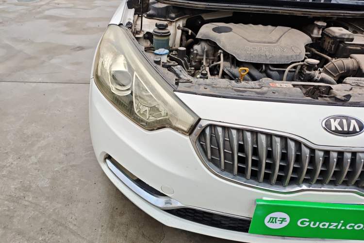 Used Kia K3 2015 1.6L Automatic GL Right Front Headlight