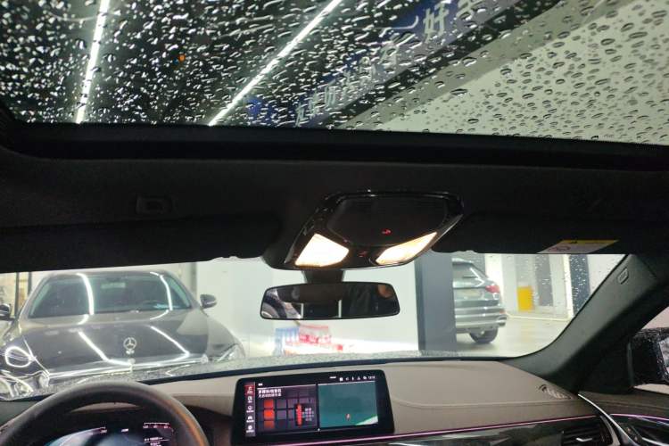 Used BMW 5 Series 2022 Second Facelift 525Li M Sport Package
