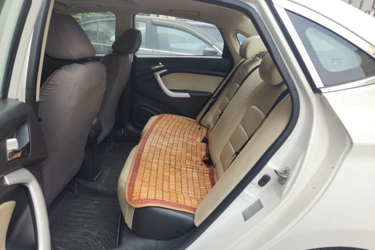 Used CHANGAN Alsvin V7 2015 1.6L Manual Joyful Edition China IV Left Rear Seat