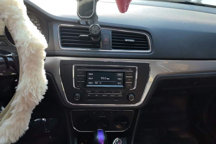 Used Volkswagen Lavida 2015 1.6L Automatic Comfort Edition