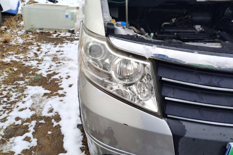 Used Dongfeng Shuaike 2011 1.6L Manual Comfort 7-Seater