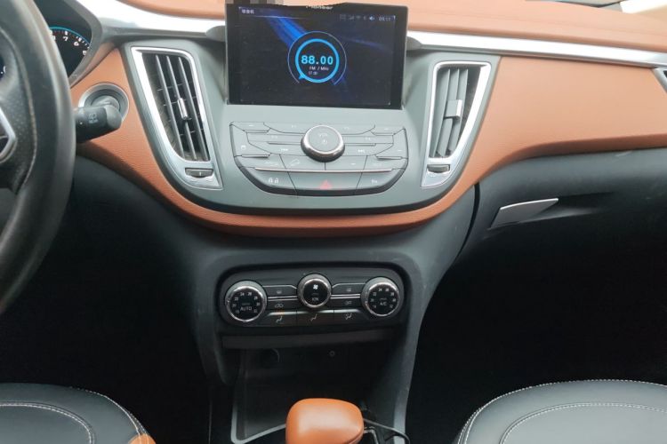 Used Soueast DX7 2018 1.5T Automatic Luxury Model