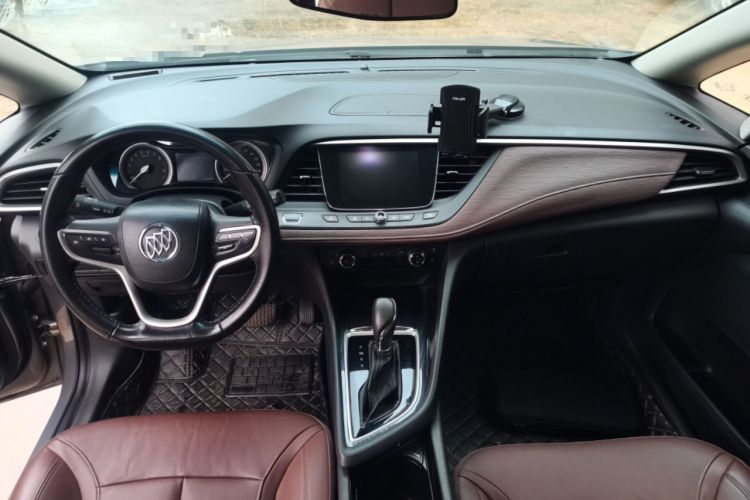 Used Buick GL6 2019 18T 5-Seater Connected Luxury Version China V Standard Center Console